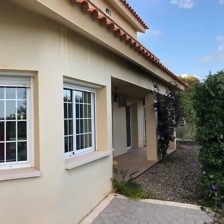 Casa Bella Vista En Montana Con Vistas Al Mar Y Piscina Privada Holiday home Cunit