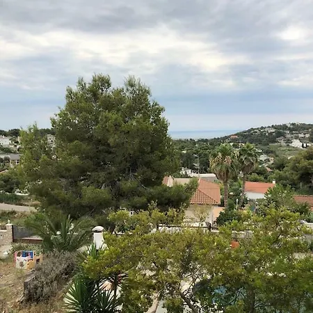 Casa Bella Vista En Montana Con Vistas Al Mar Y Piscina Privada Cunit