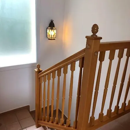 Casa Bella Vista En Montana Con Vistas Al Mar Y Piscina Privada * Cunit