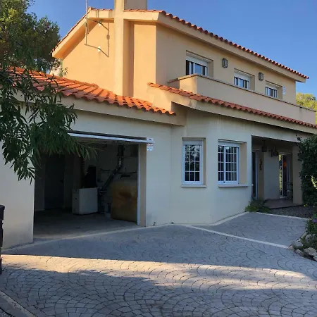 Casa Bella Vista En Montaña Con Vistas Al Mar Y Piscina Privada Сasa de vacaciones