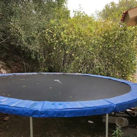 Сasa de vacaciones Casa Bella Vista En Montaña Con Vistas Al Mar Y Piscina Privada Cunit